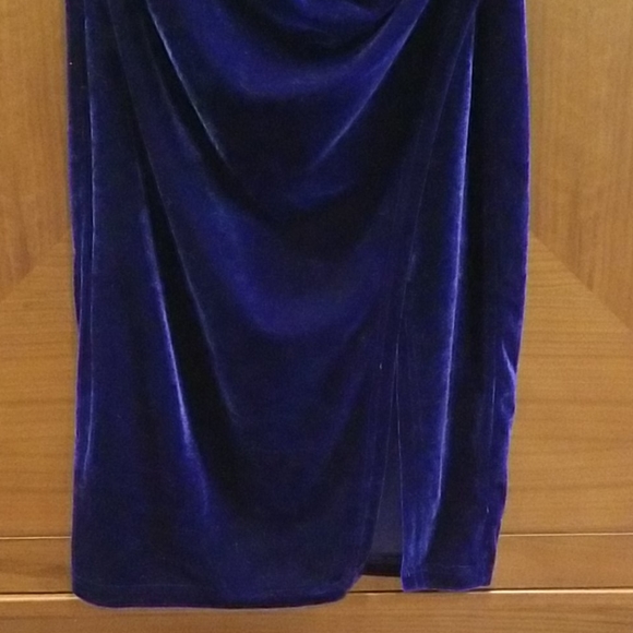 Midnight Mood Dress - Picture 5 of 7